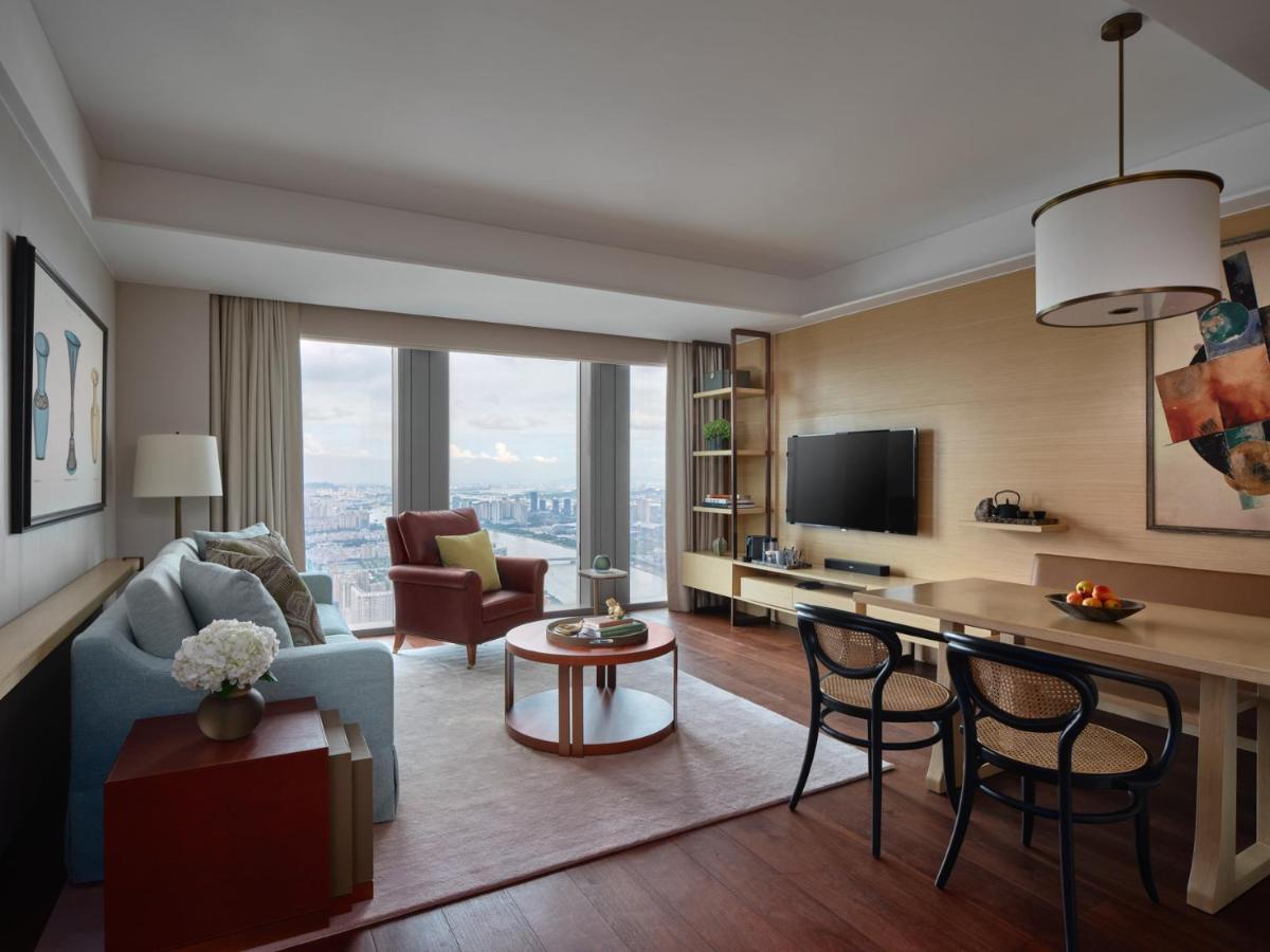 Rosewood Guangzhou, Enjoy Free Shuttle Bus Service Between The Hotel And The Canton Fair Complex During The Canton Fair Extérieur photo
